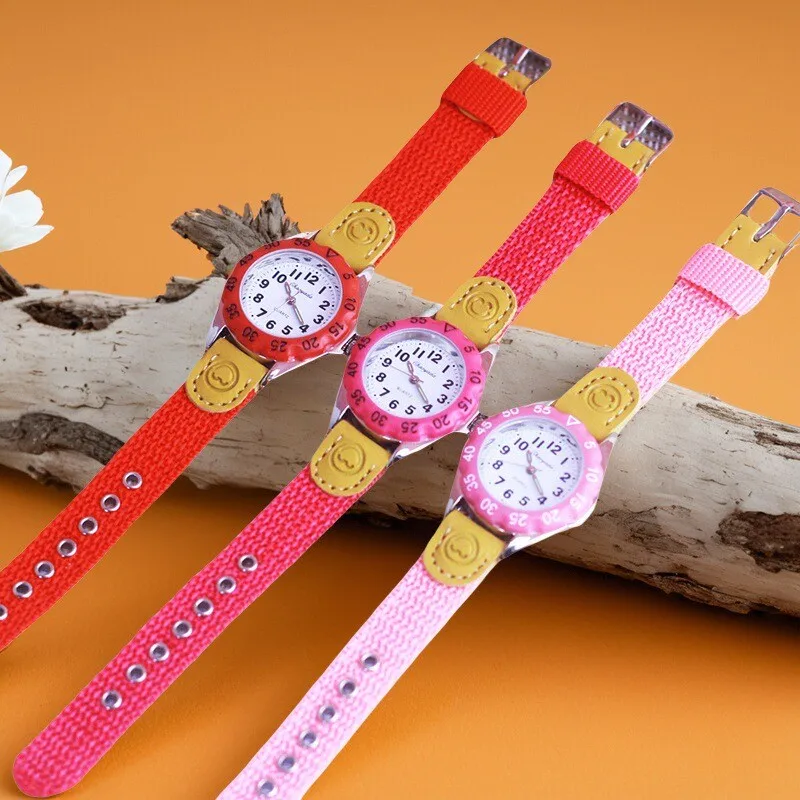 Children’s Boys Girls Little Kids Colorful Strap Clear Numbers Quartz Watches Students Learn Time Soft Canvas Electric Watches