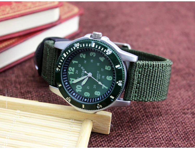 2026 New Canvas Children Boys Fashion Watches Casual Quatrz Adjustable Bracelet Compass Gift Watches Cool Handsome Watches