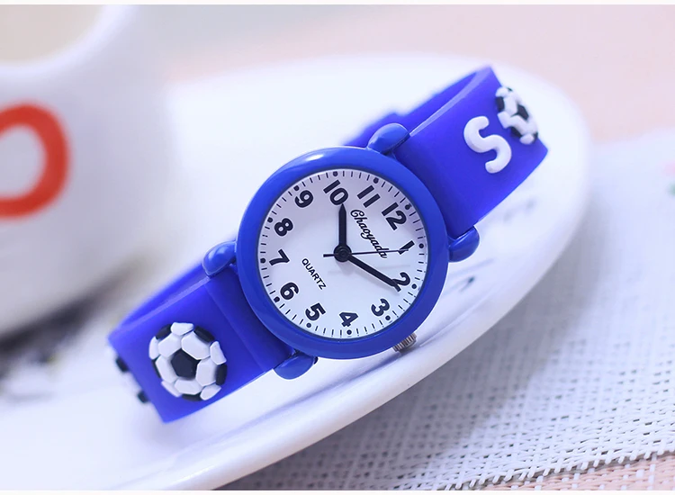 new fashion cool children boys girls football soccer watches kids little students silicone soft strap cartoon sports watches