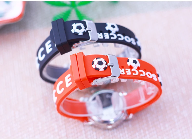 new fashion cool children boys girls football soccer watches kids little students silicone soft strap cartoon sports watches