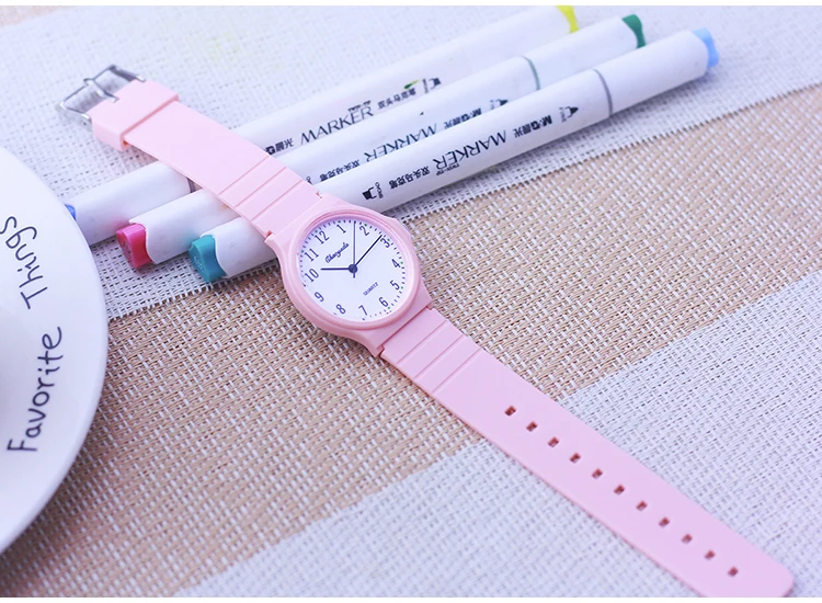 2026 Famous Brand Children Woman Man Fashion Ultra-Thin Quartz Watches Simple Casual Clear Digital Watches for Students Gifts