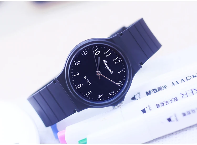 2026 Famous Brand Children Woman Man Fashion Ultra-Thin Quartz Watches Simple Casual Clear Digital Watches for Students Gifts