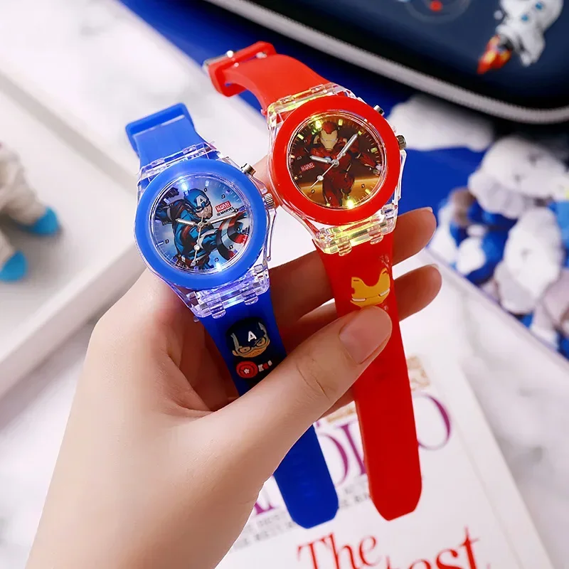 Disney Children's Fashion Cartoon Children's Watch with Colorful Lights Watch Cartoon Mickey Minnie Boys and Girls Fashion Watch