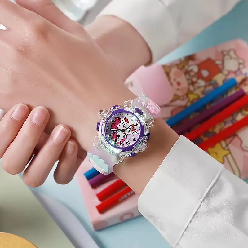 Disney Children's Fashion Cartoon Children's Watch with Colorful Lights Watch Cartoon Mickey Minnie Boys and Girls Fashion Watch