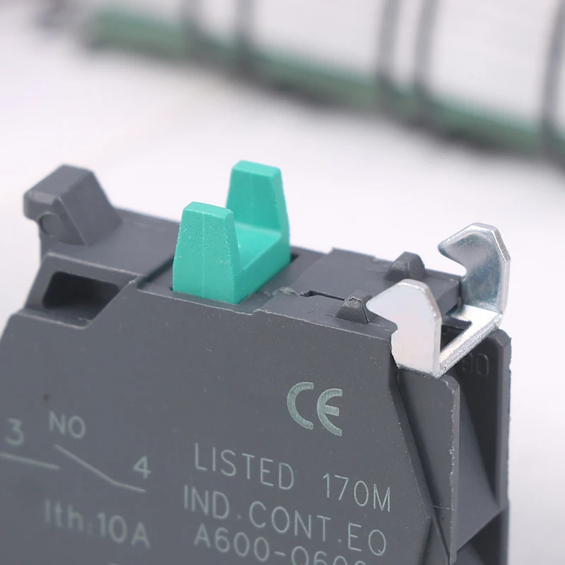 1Pcs XB4-XB5 High-strength Flame-retardant Contact Base 101- one Normally Open ZBE-102- one Normally Closed