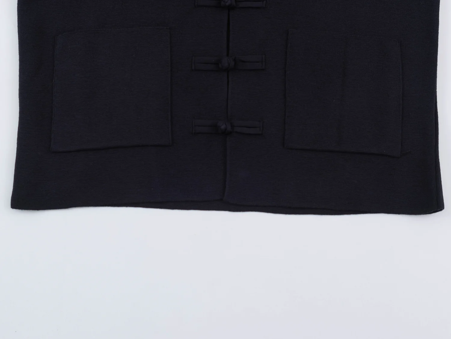 YENKYE New Women Navy Blue Frog Fastening Crop Cardigan  Stand-up Collar Long Sleeves With Pockets Short Knit Outerwear Vintage