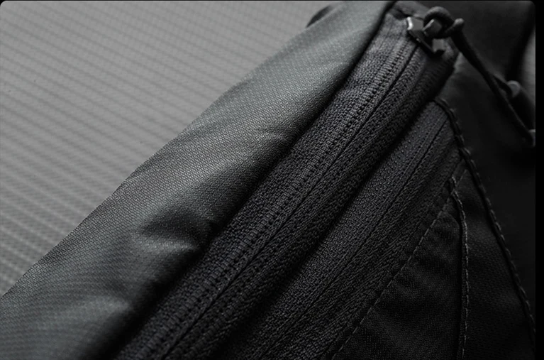 Running Phone Waist Bag, Sports Bag, Multi-Functional Outdoor equipment for Men and Women, Waterproof Invisible Ultra-Thin mini