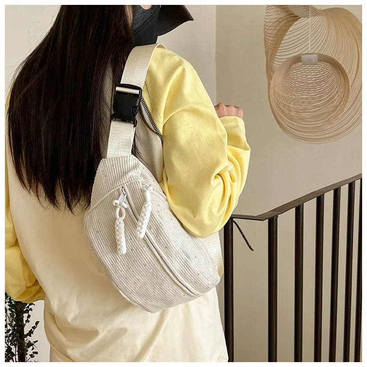 New Trendy and Minimalist Sports Casual Wind Lamp Core Velvet Waist Bag Solid Color Large Capacity Shoulder Bag Chest Bag