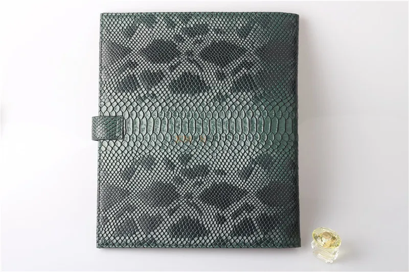 XMESSUN Fashion Customized Folders File Laptop Embrossed Snake Pattern Pouch Bag For Macbook Air Pro 13 inch 2026 Trendy Bag