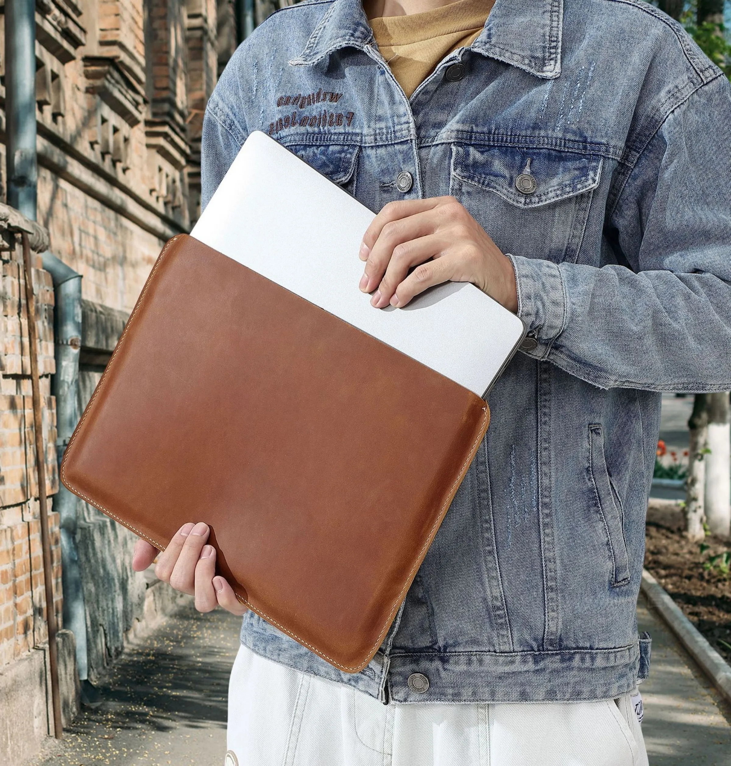 Genuine Leather Slim Laptop Sleeve Pouch Cover, Leather Ultra-thin Notebook Protective Case for 14 Inch MacBook, iPAD Air/Pro