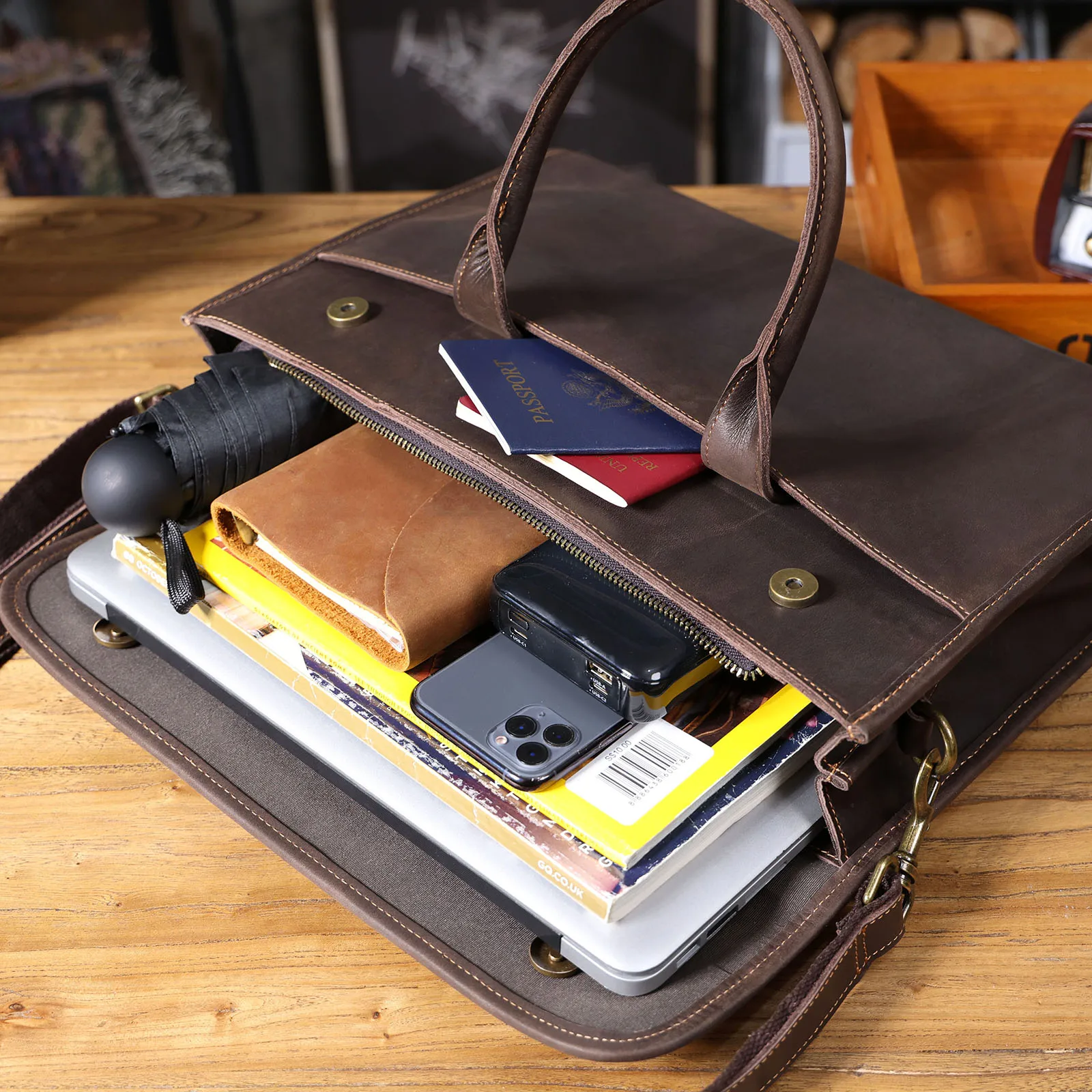 Vintage Men's Genuine Leather Briefcase 14' Laptop Bag, Messenger Bags For Work Business Crazy Horse Cowhide Handbag