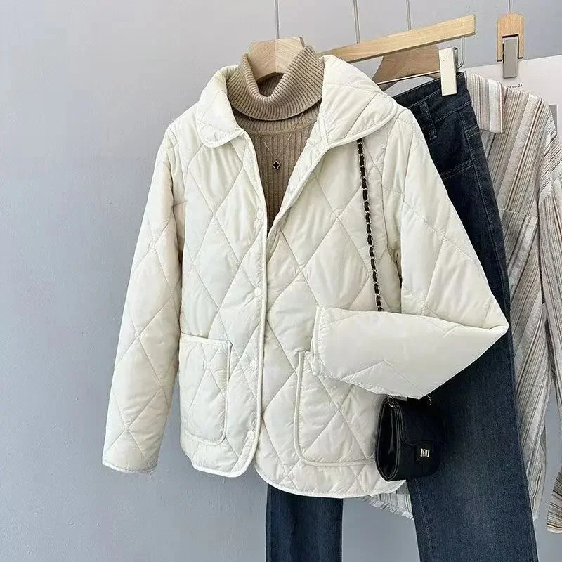 2025 Autumn Winter New Short Cotton Coat Women Rhomb Light Casual Down Cotton Jacket Big Pocket Warm Female Outwear