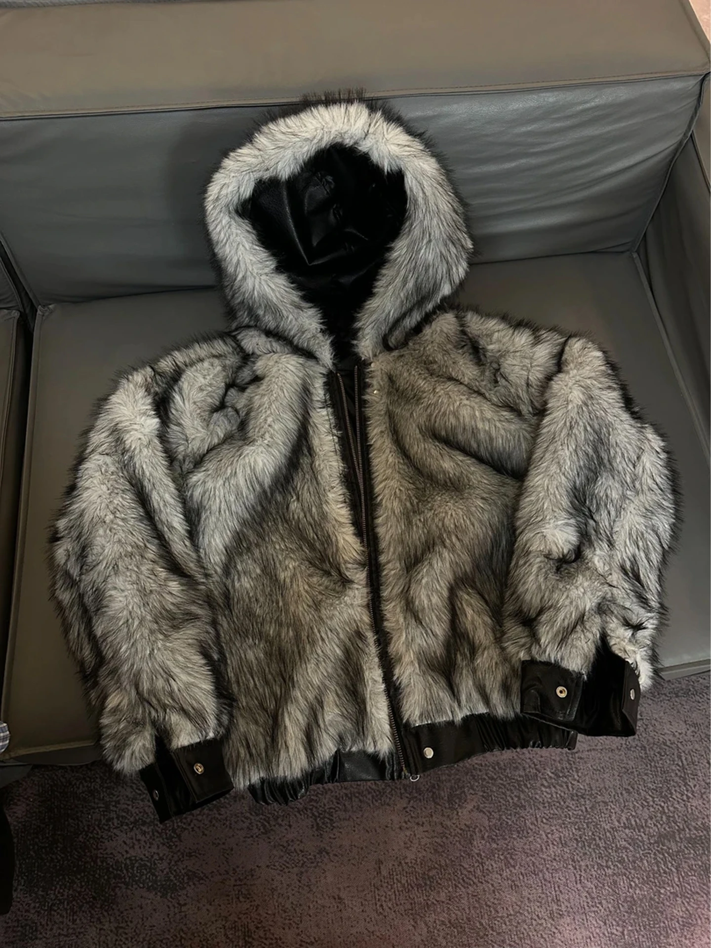 Rhinestone Rivet Faux Fur Liner Pu Leather Winter Jacket Man Woman Thickened Warmer Fur Collar Hooded Winter Furry Coat