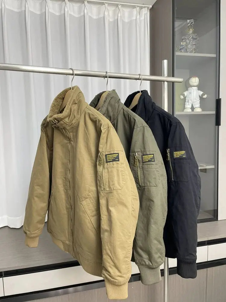 2026 Winter Stand Collar Cashmere Coats Men's Winter Multi-pocket Tooling Jackets Male Solid Color Cotton-padded Parkas C956