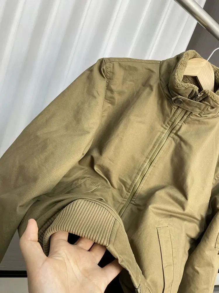 2026 Winter Stand Collar Cashmere Coats Men's Winter Multi-pocket Tooling Jackets Male Solid Color Cotton-padded Parkas C956