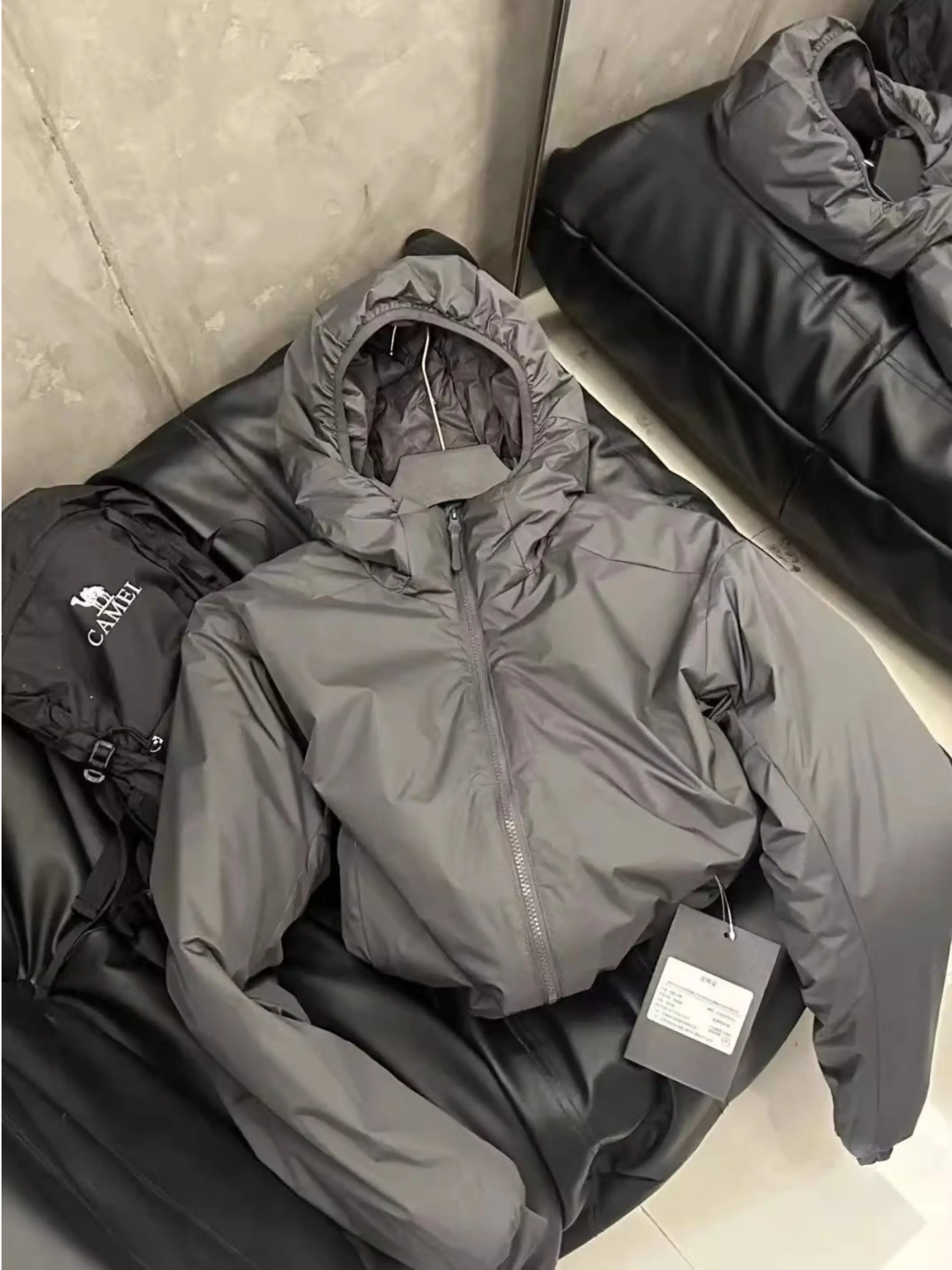 Gmiixder Premium Lightweight Insulated Jacket Unisex Couple Waterproof Hooded Warm Coat Autumn Winter Outdoor Outerwear