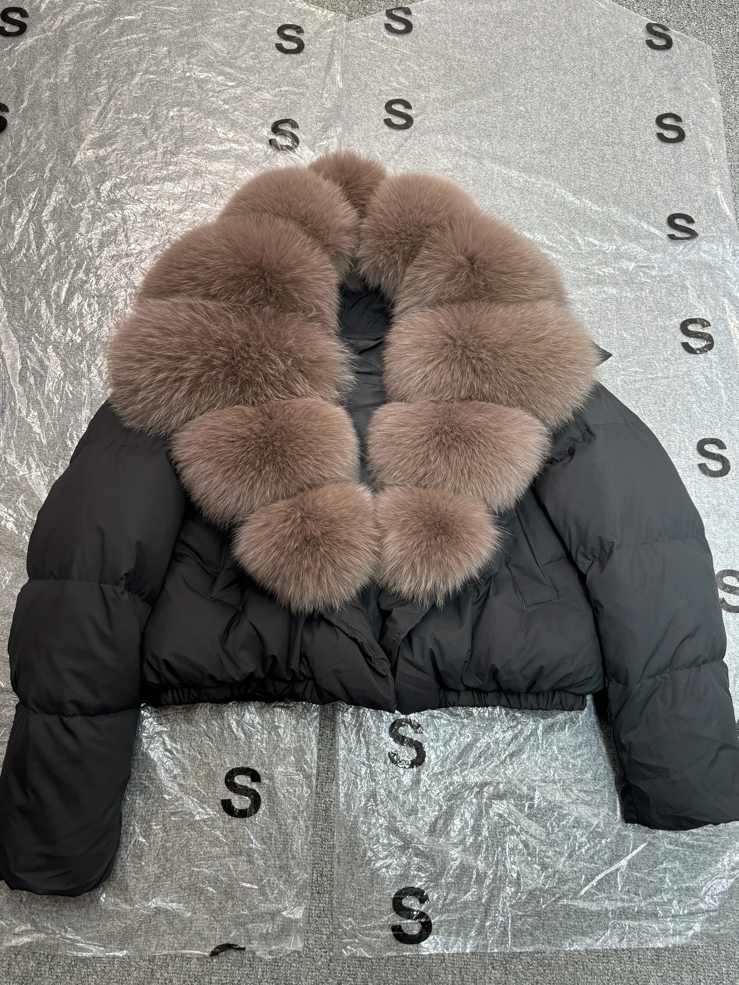 Janveny Big Natural Fox Fur Coat Women 2025 Autumn Winter Female Parkas 90% White Duck Down Jacket Feather Short Puffer Coat