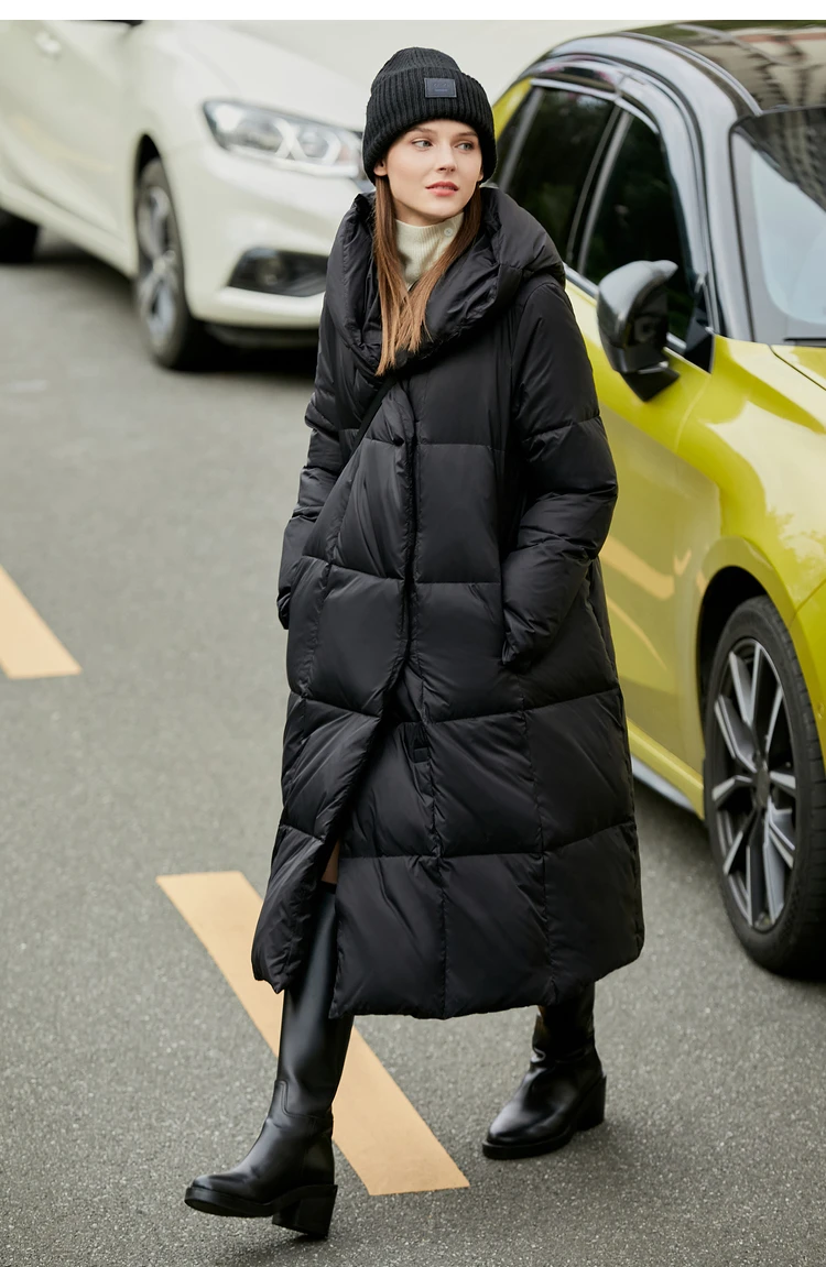 AMII Minimalist 2024 Down Puffer Coat For Women Winter Long Bread Coat Light Thick Warm Quality Fashion Outerwear New 12424110