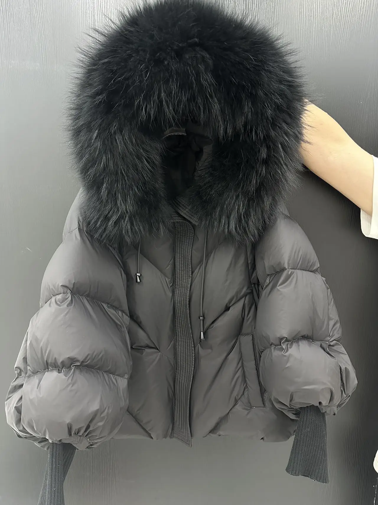 Lagabogy 2025 New Winter Large Real Fur Hooded Puffer Jacket Women White Duck Down Mid Long Parka Thick Warm Knitted Sleeve Coat