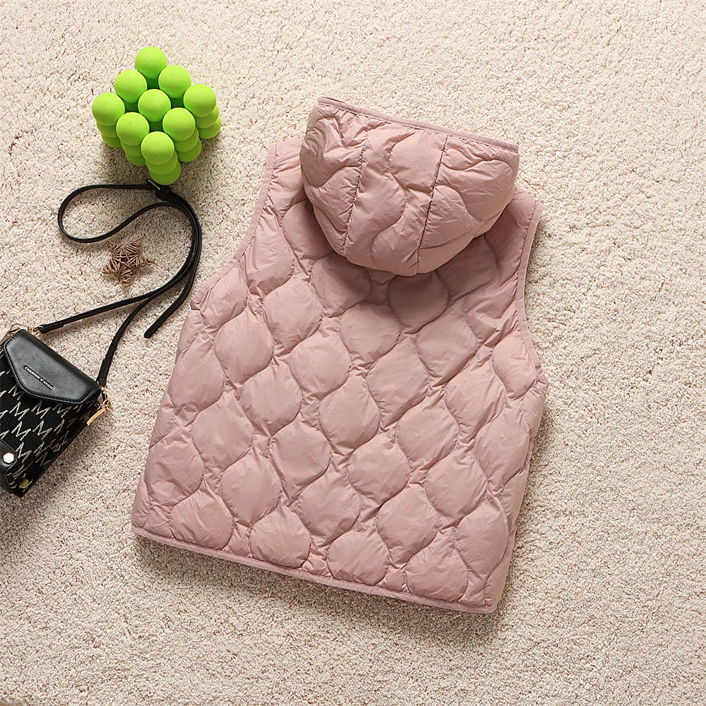 Fashion Lightweight Hooded Down Vest Woman Short Slim Fit Warm Winter Puffer Waistcoat Women Gilet Single Breasted VT-335