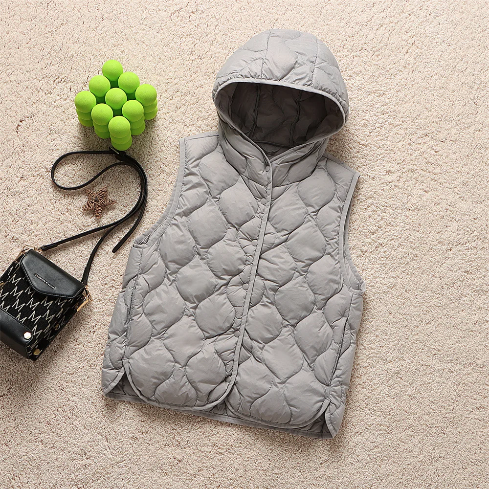 Fashion Lightweight Hooded Down Vest Woman Short Slim Fit Warm Winter Puffer Waistcoat Women Gilet Single Breasted VT-335