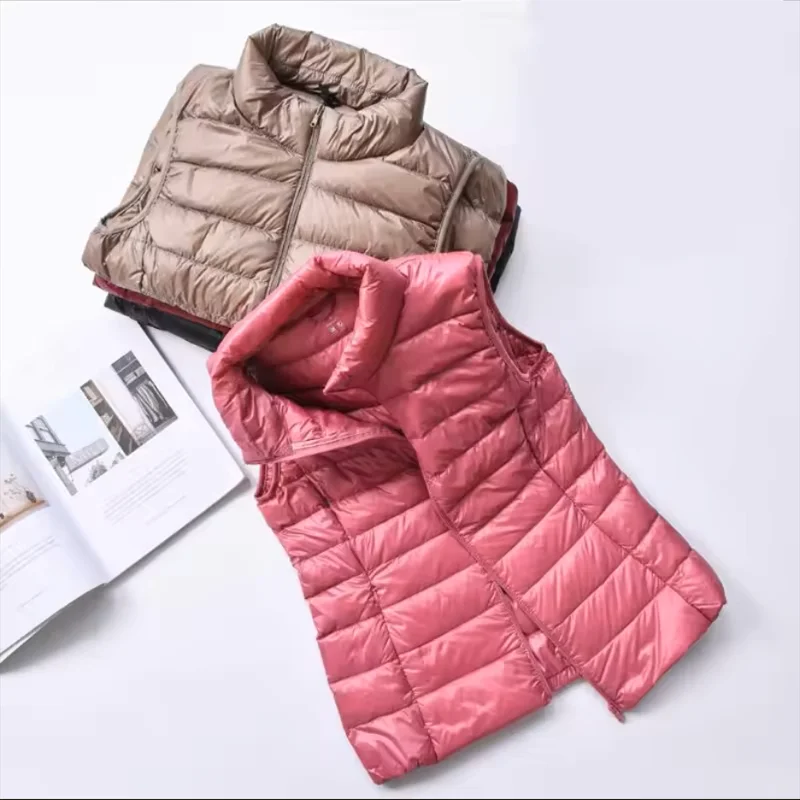 Autumn and Winter Down Vest Women's Short Ultra-light Duck Down Jacket Windproof Vest Warm Women's Sleeveless Jacket