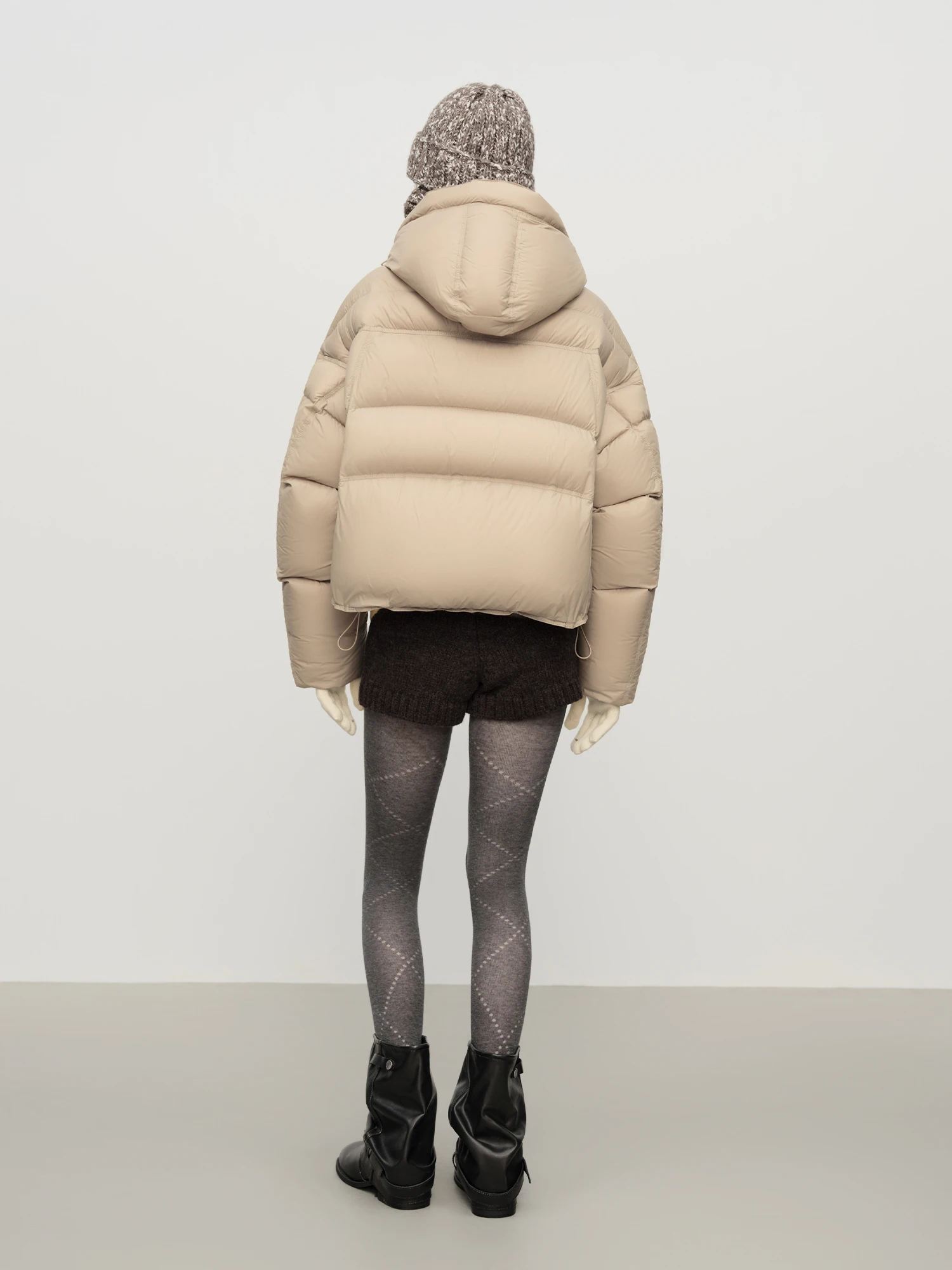 FSLE Winter Women Hooded Short Puffer Jacket Downcoat Bubble Style Thick Warm Coat Oversize Short Quilted Outerwear Duckdown