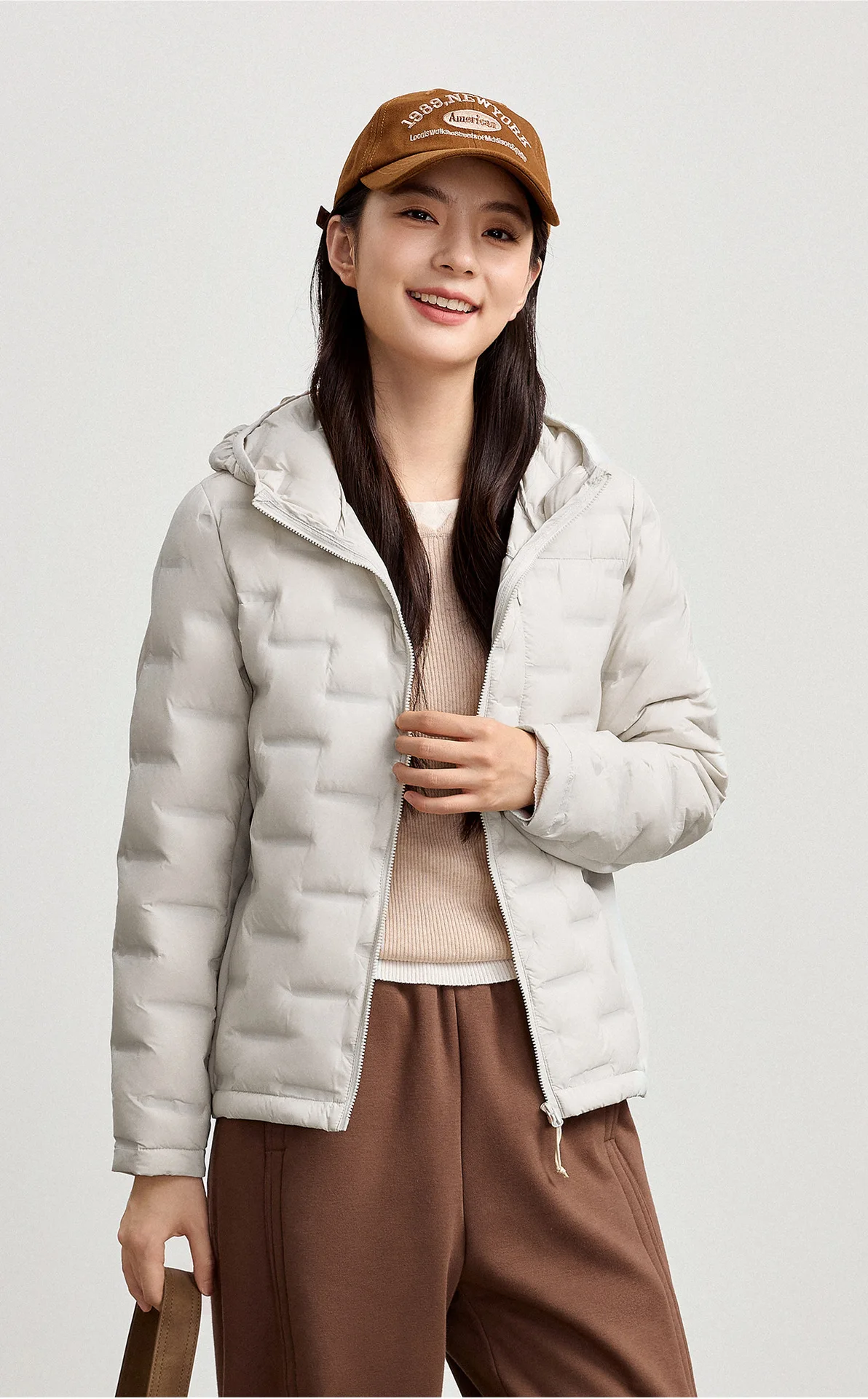 2026 Women's Winter Hooded Coat 90% Duck down Filled Ultra Light Warm Fashion Jacket Autumn Parkas Windbreaker