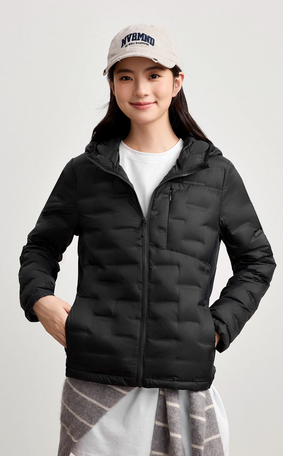 2026 Women's Winter Hooded Coat 90% Duck down Filled Ultra Light Warm Fashion Jacket Autumn Parkas Windbreaker