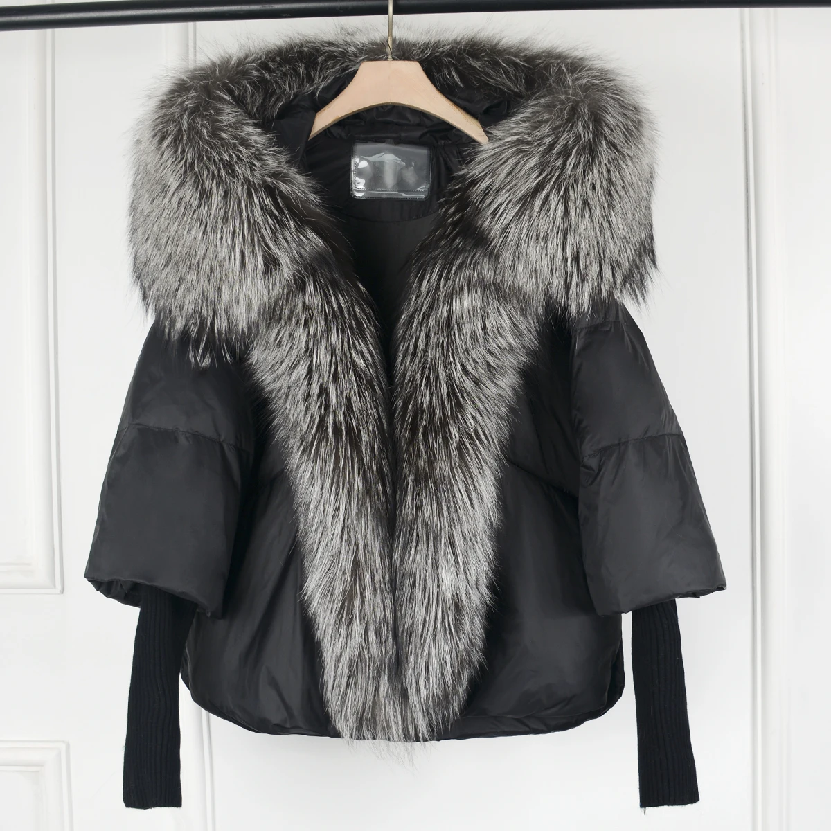 Lagabogy 2025 Winter Women Warm White Duck Down Jacket Loose Hood Puffer Coat Natural Real Fox Fur Collar Thick Luxury Outerwear