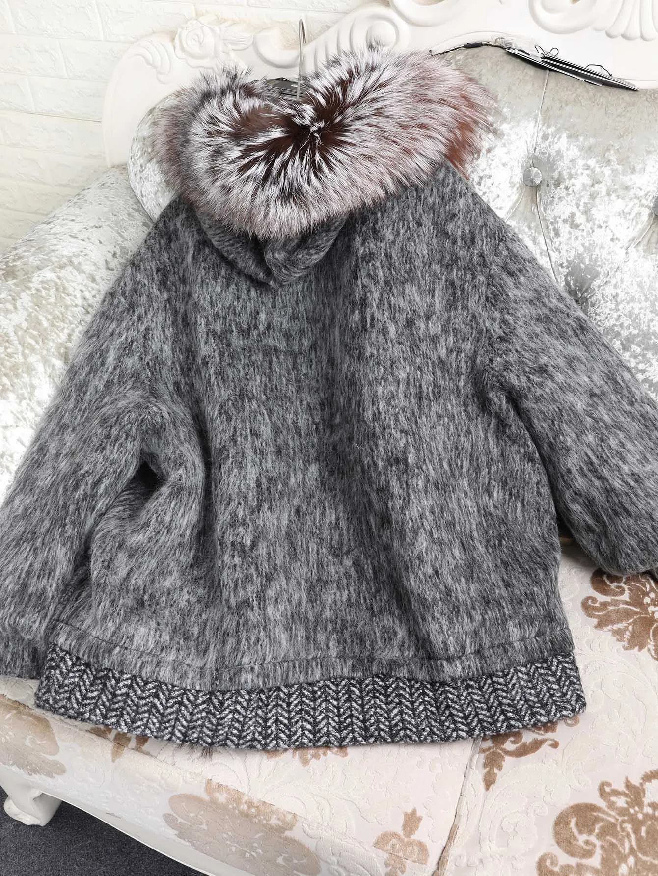 Maomaokong high-end Wool fabric Luxury Women's Big Fox Fur Collar Puffer Jacket Natural Fur down Coat Winter Thickened Warm