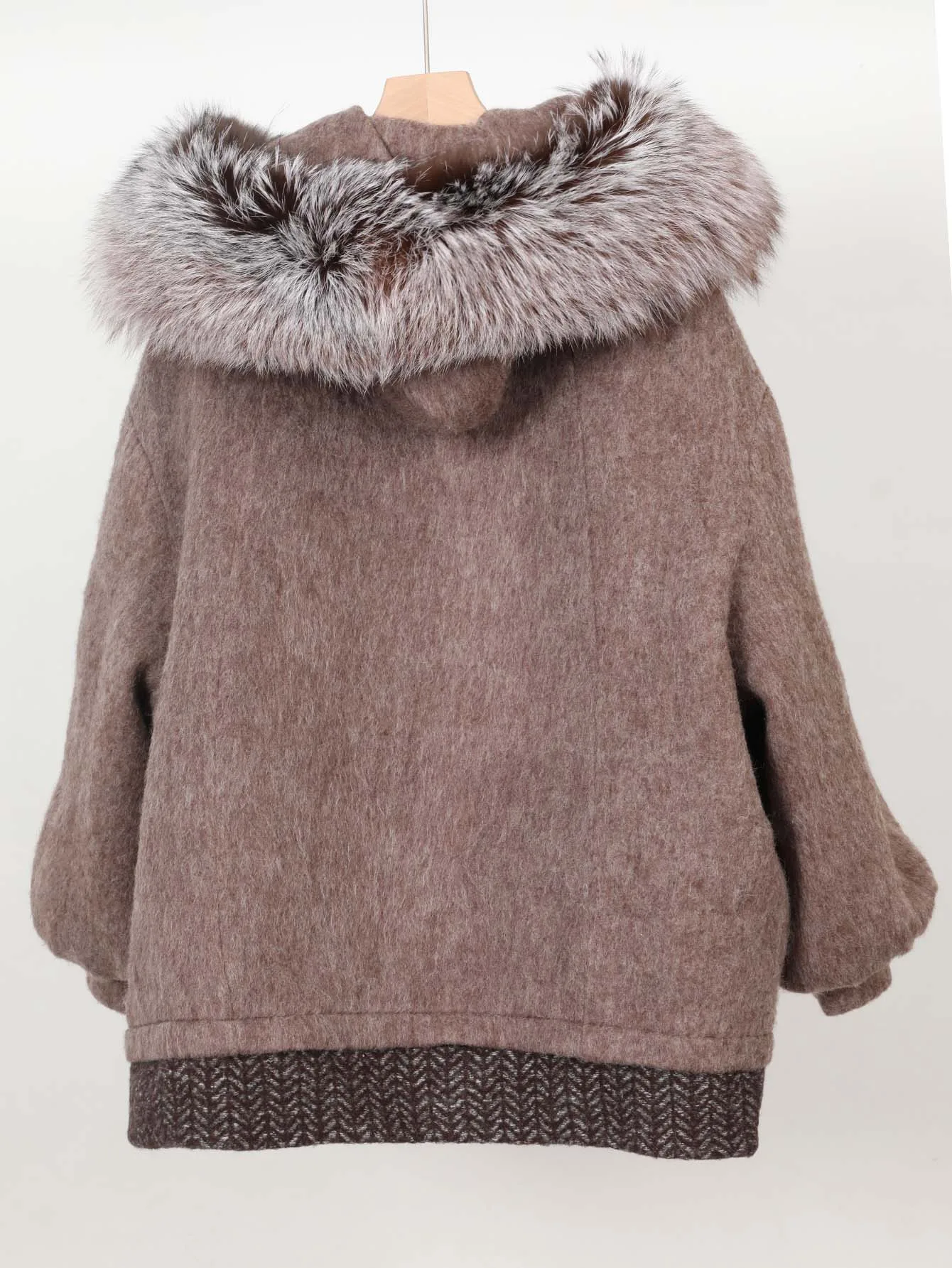 Maomaokong high-end Wool fabric Luxury Women's Big Fox Fur Collar Puffer Jacket Natural Fur down Coat Winter Thickened Warm