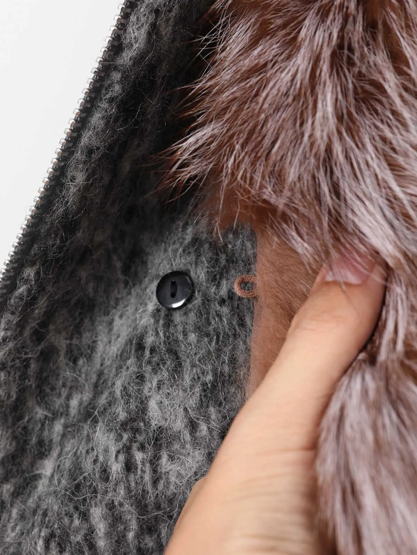 Maomaokong high-end Wool fabric Luxury Women's Big Fox Fur Collar Puffer Jacket Natural Fur down Coat Winter Thickened Warm