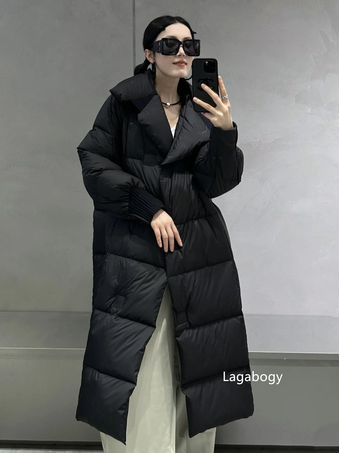 Lagabogy 2025 New Winter Women 90% White Duck Down Long Jackets Thicken Puffer Coat Female Loose Single Breasted Warm Parkas