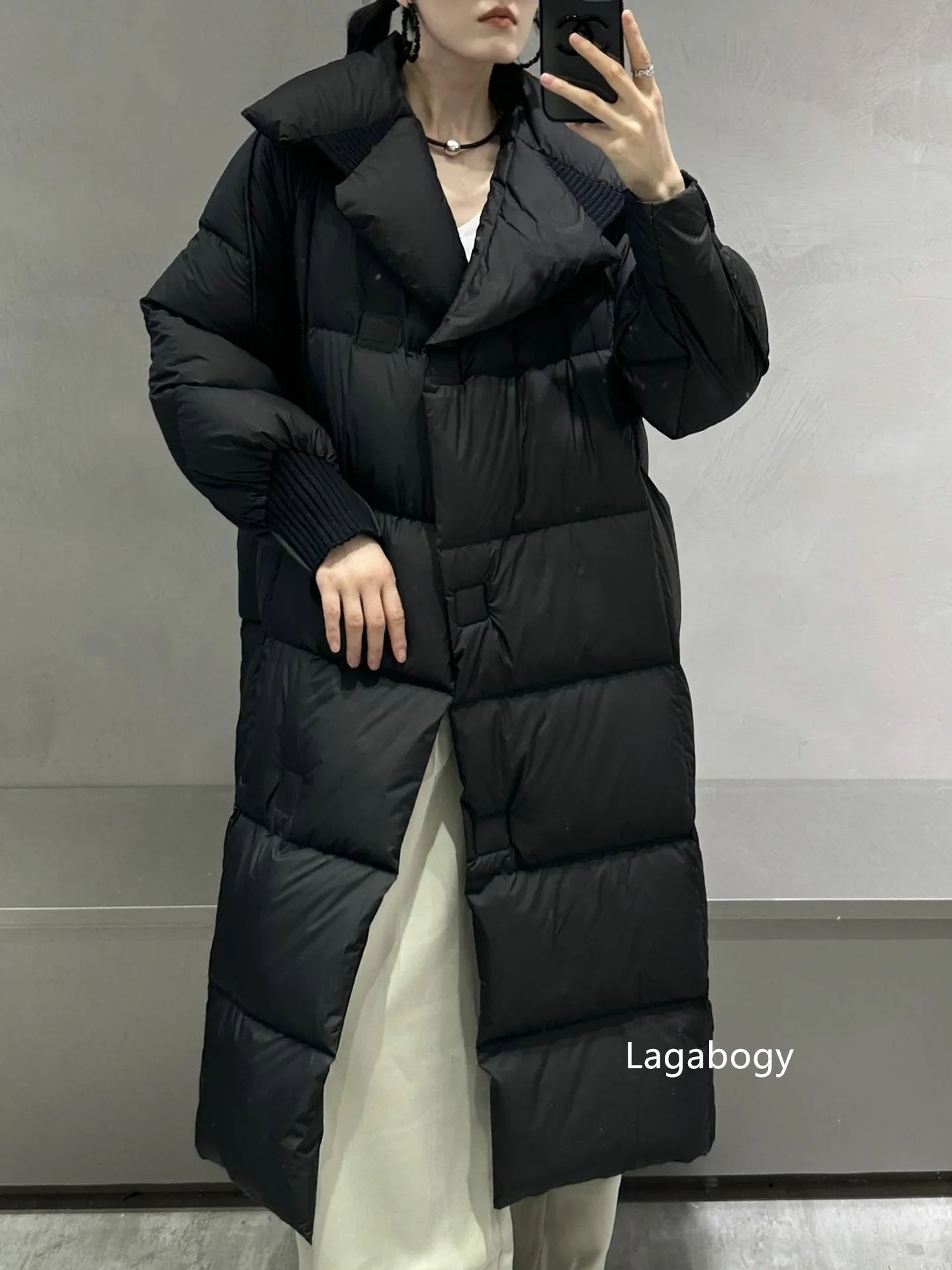 Lagabogy 2025 New Winter Women 90% White Duck Down Long Jackets Thicken Puffer Coat Female Loose Single Breasted Warm Parkas