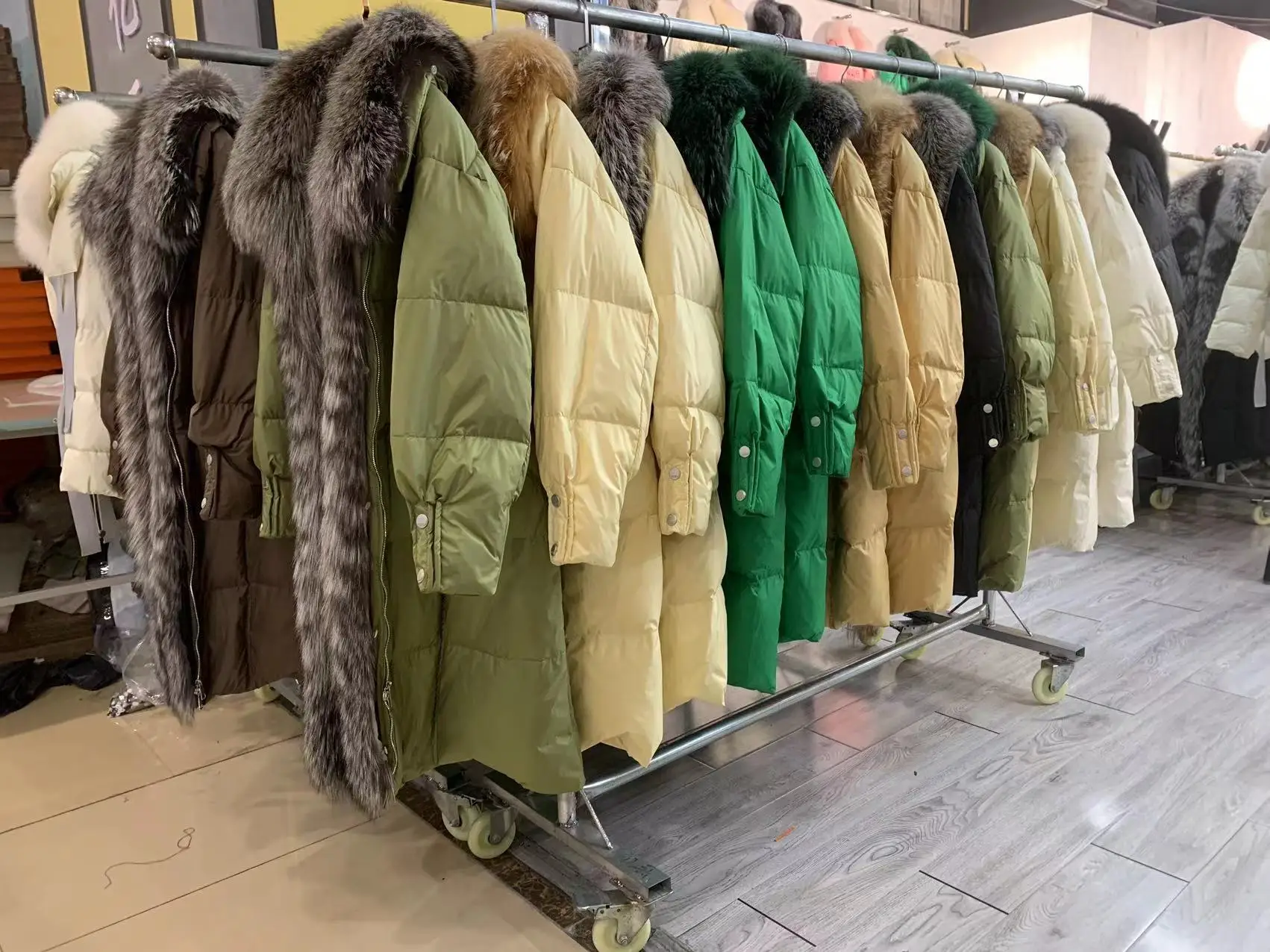 2025 New Winter Women Warm Coat 90% Goose Down Jacket Long Real Fox Fur Collar Thick Luxury Outerwear Female Coat Streetwear