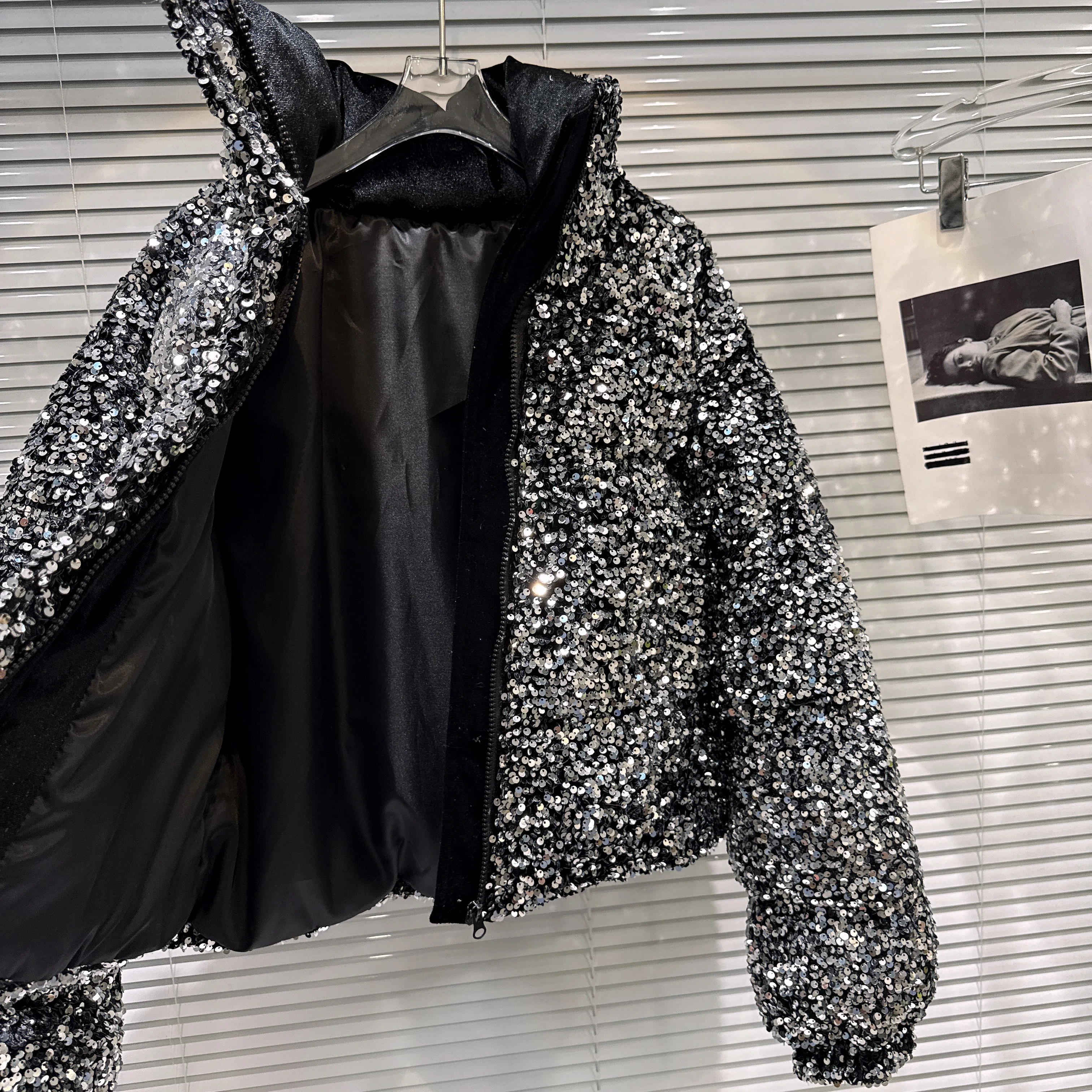 French Fashion Elegant Heavy Industry Colorful Sequin Stand Collar Thickened Warm Down Coats Women Winter Puffer Short Jackets