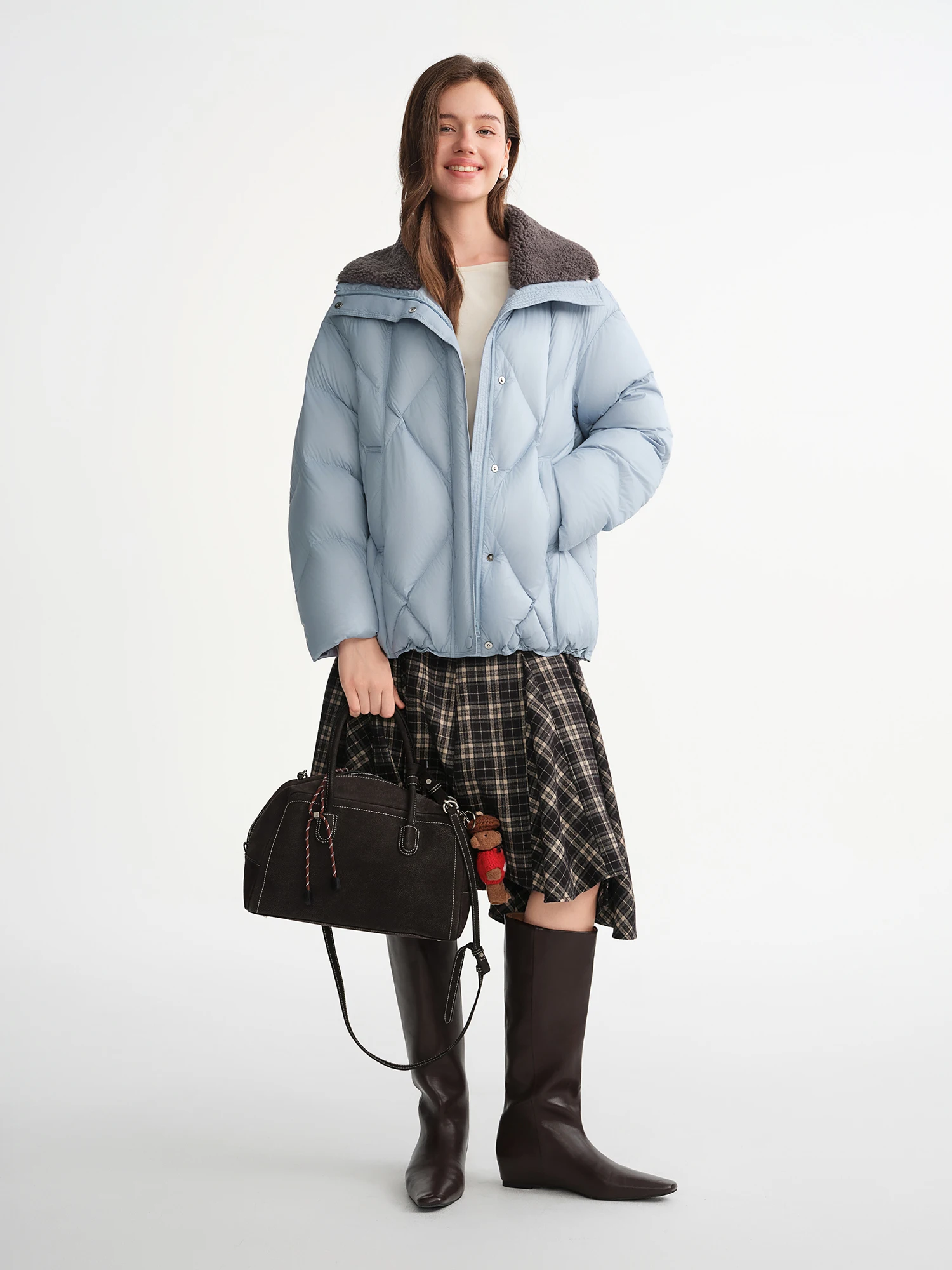 DUSHU Furry Lapel Quilted White Duck Down Coats Women Casual Daily Retro Simple Loose Short Warm Coat Contrast Color Girlish BF