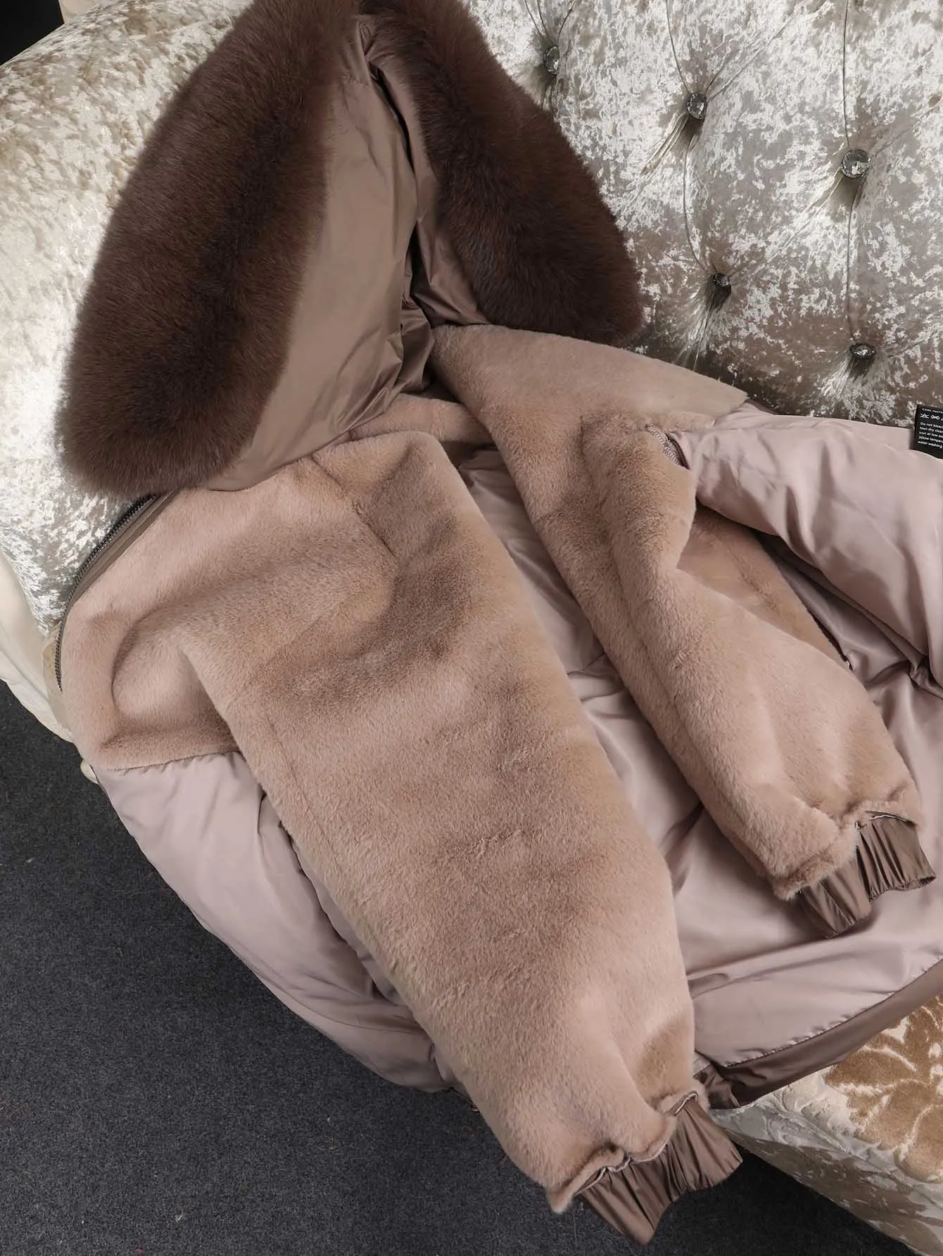 Maomaokong Real Fox Fur Collar Women's Winter Down Jacket Black Soft Faux Leather Fabric Patching Cool Oversized Zipper Fashion