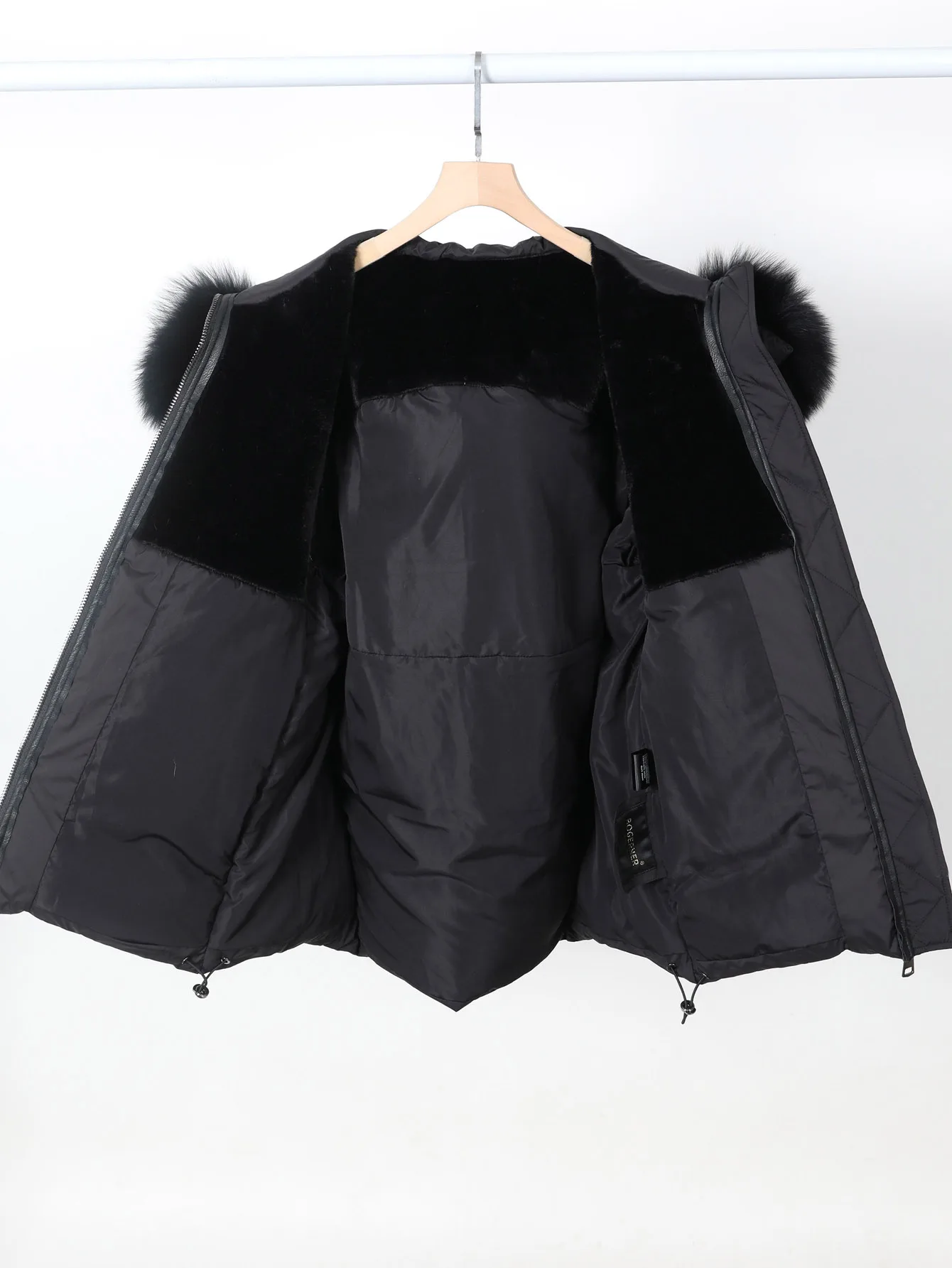 Maomaokong Real Fox Fur Collar Women's Winter Down Jacket Black Soft Faux Leather Fabric Patching Cool Oversized Zipper Fashion