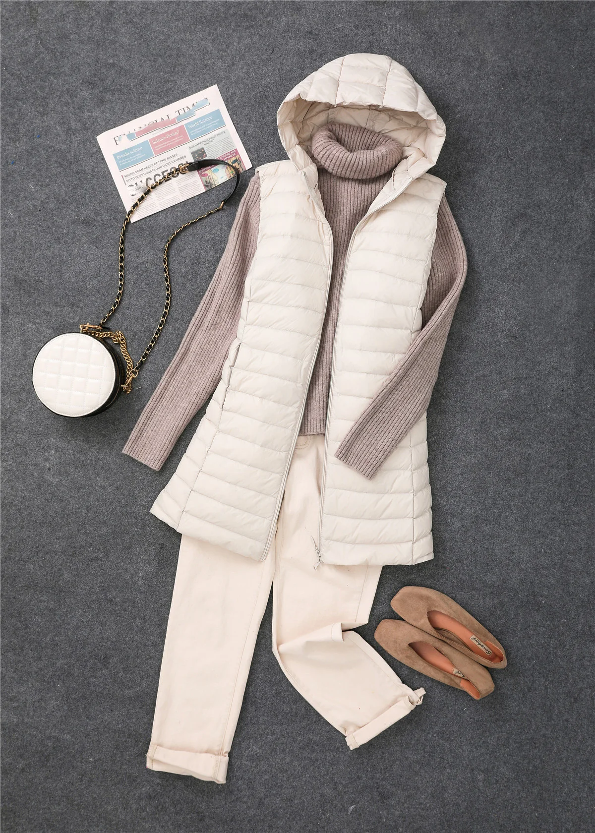 New 2025 Women Women Ultra Light Down Vests Hooded Slim Sleeveless Jacket Girl Lightweight Windproof Waistcoat Korean Fit Parkas