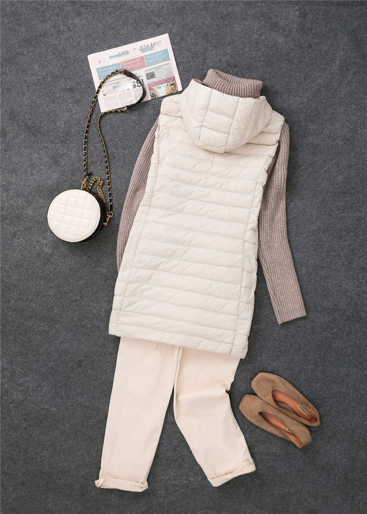New 2025 Women Women Ultra Light Down Vests Hooded Slim Sleeveless Jacket Girl Lightweight Windproof Waistcoat Korean Fit Parkas