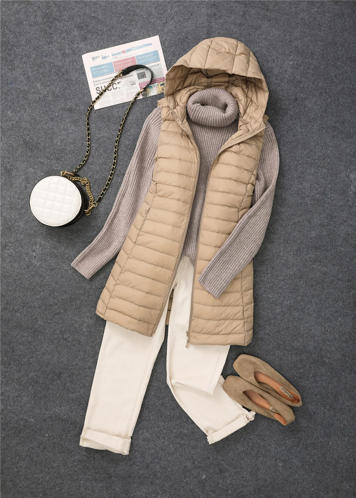 New 2025 Women Women Ultra Light Down Vests Hooded Slim Sleeveless Jacket Girl Lightweight Windproof Waistcoat Korean Fit Parkas