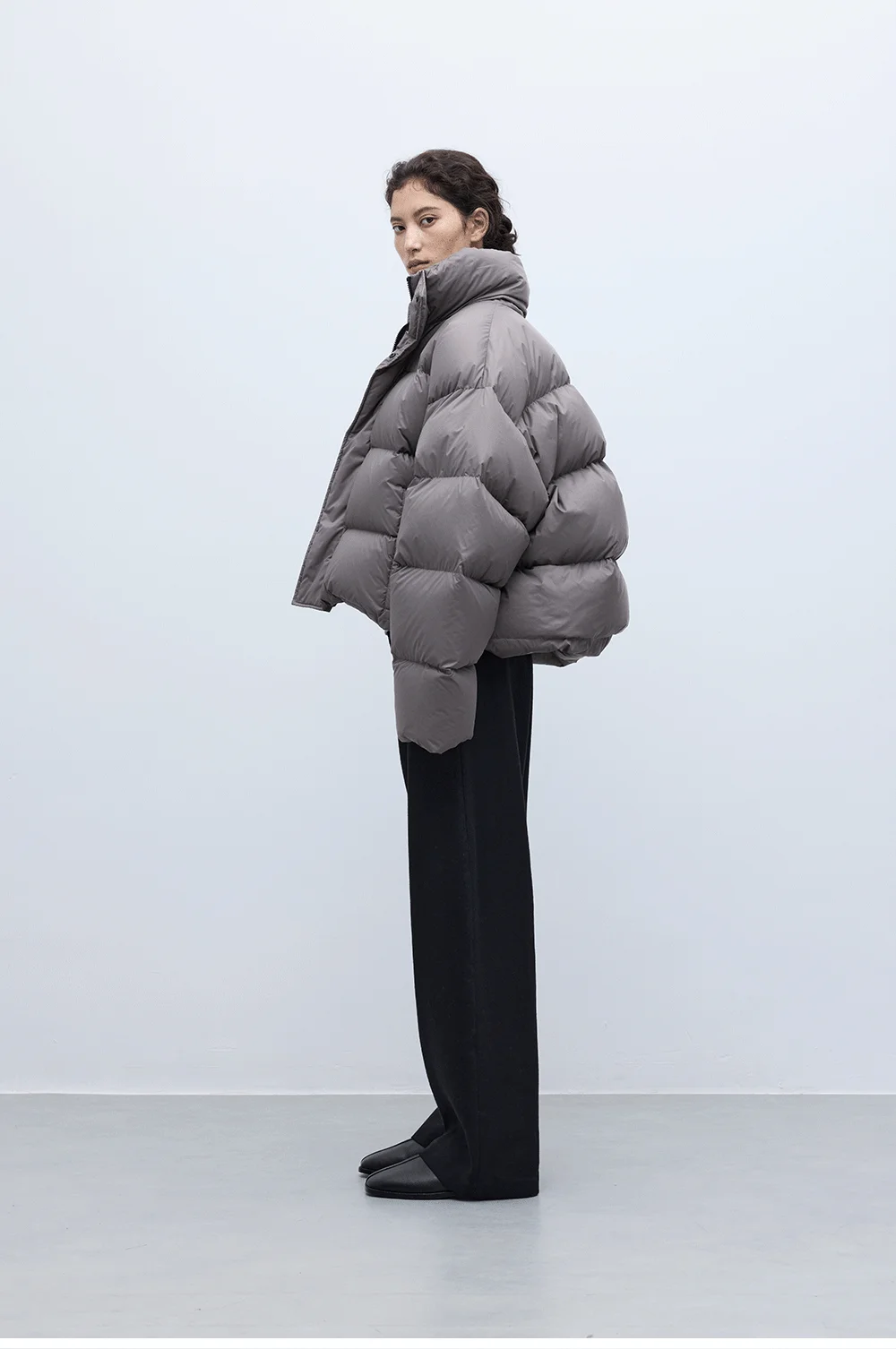 Fashion Bloggers Are All Wearing It~ Lightweight and Warm Short down Jacket, 270g White Duck down Puffer Jacket, New Winter Women's Coat