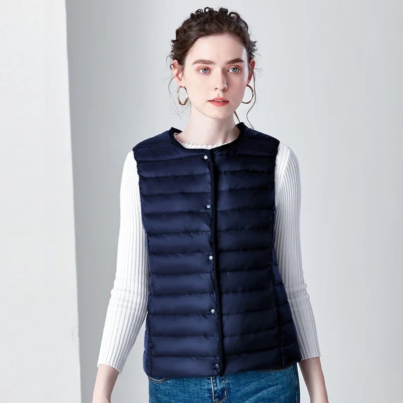 New Causal Women White Duck Down Vest Ultra Light Vest Jacket Winter Weightless Round Collar Sleeveless Coat