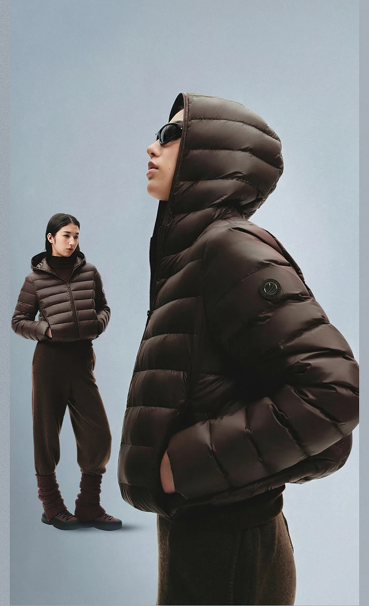 BOSIDENG Women Short Cropped Hooded Down Jacket Lightweight Quilted Puffer Coat Portable Warm Daily Outerwear