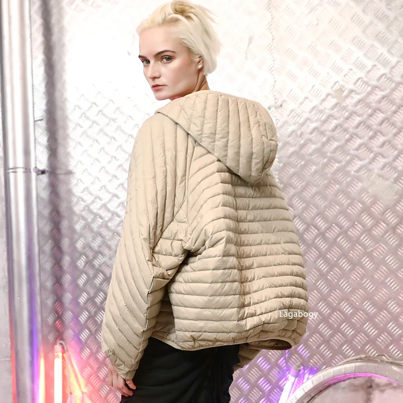 Lagabogy 2026 Winter Vintage Women Oversized Hood Puffer Jacket Female Casual Ultra Light Lantern Sleeve 90%White Duck Down Coat