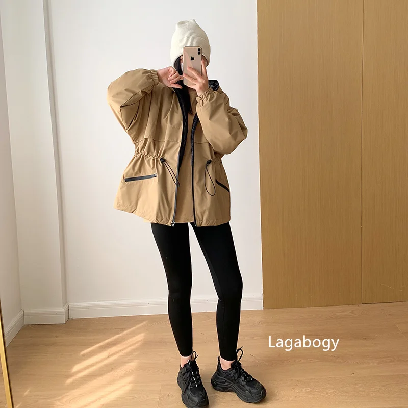 Lagabogy 2025 Autumn Winter Women Outdoor Waterproof Windbreaker Style 90% White Duck Down Jacket Female Short Loose Hooded Coat