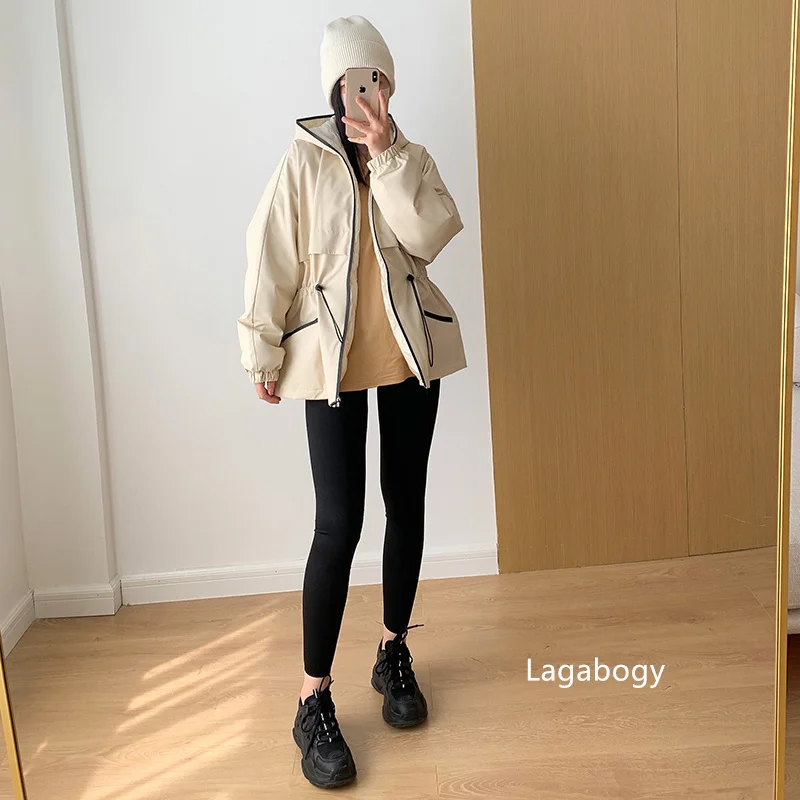 Lagabogy 2025 Autumn Winter Women Outdoor Waterproof Windbreaker Style 90% White Duck Down Jacket Female Short Loose Hooded Coat