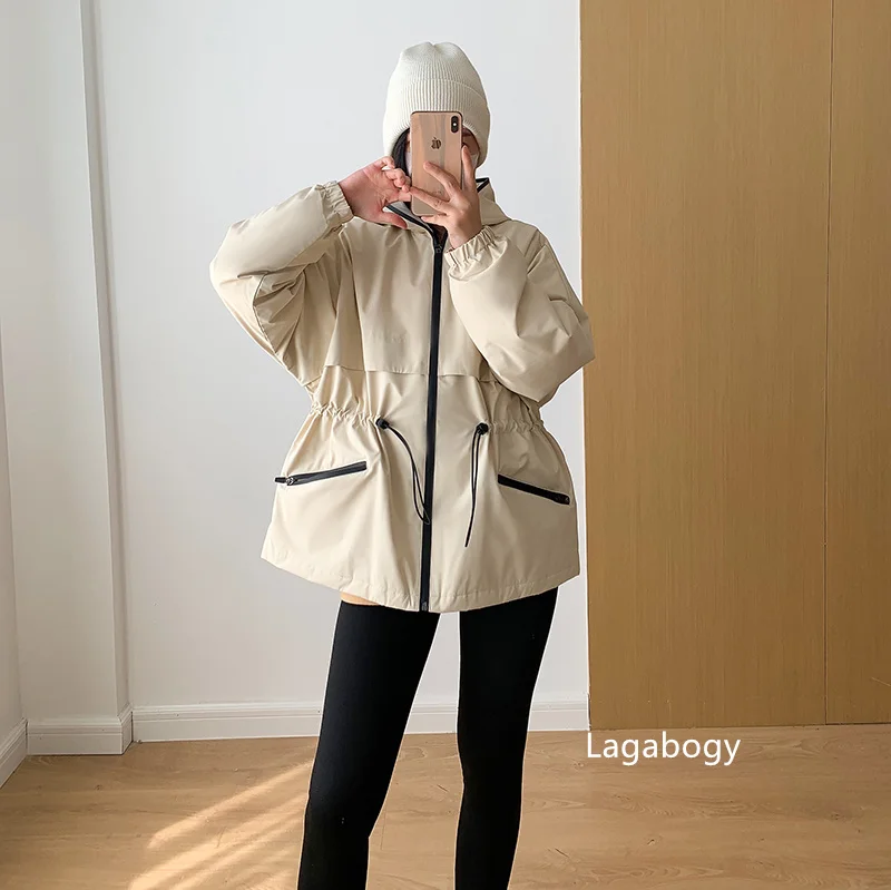 Lagabogy 2025 Autumn Winter Women Outdoor Waterproof Windbreaker Style 90% White Duck Down Jacket Female Short Loose Hooded Coat